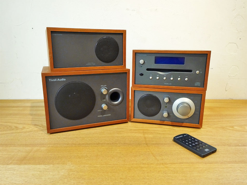 チボリオーディオ Tivoli Audio MODEL TWO MODEL CD サブウーファー スピーカー オーディオセット 中古品 買い取りしました。