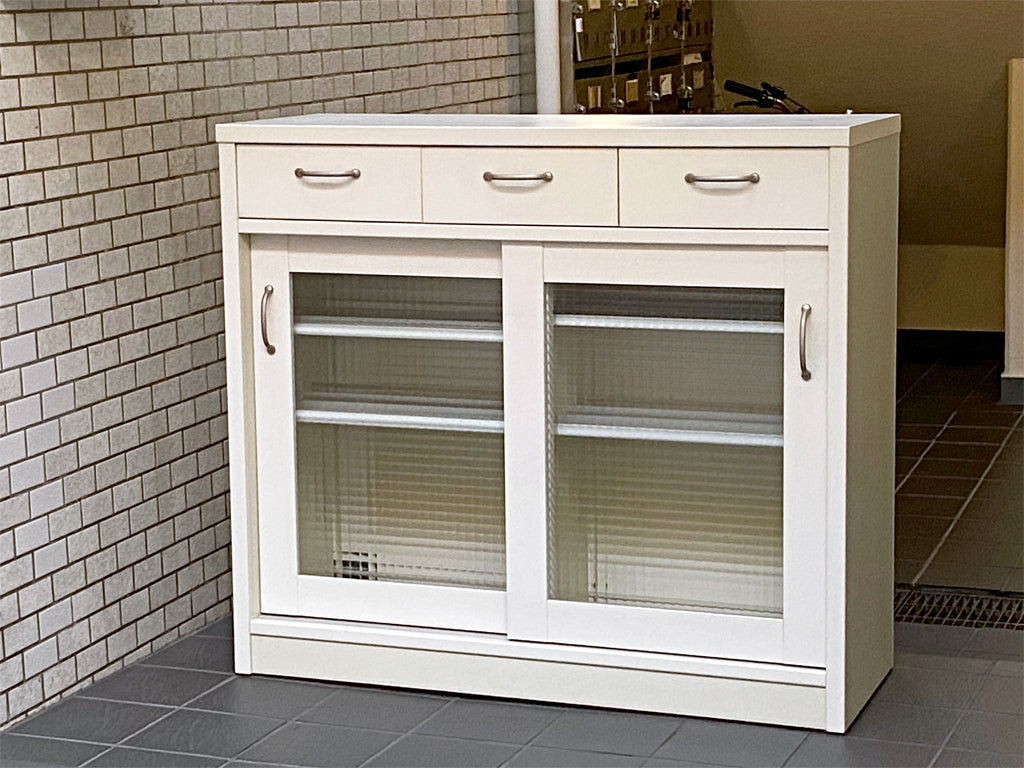 ビーカンパニー B-COMPANY 対面キッチンカウンター キャビネット チェッカーガラス ホワイト 　中古品 買い取りしました。