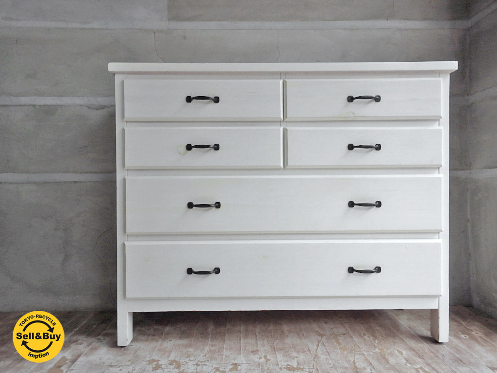 シンプルモダンデザイン ホワイト チェスト 4段 6ドロワー　中古品 買い取りしました。学芸大学店 出張買取もお任せ下さい。