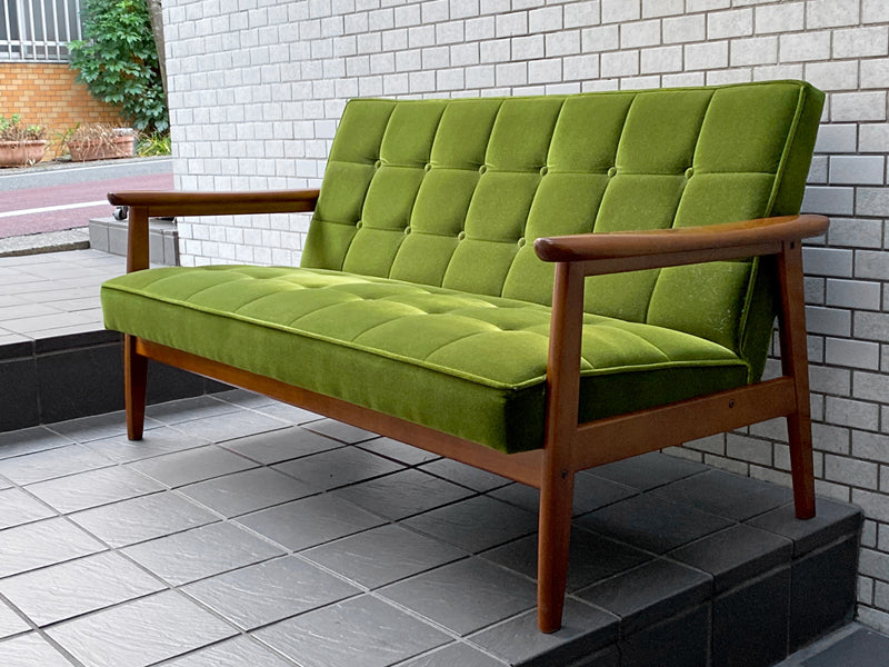 カリモク60 karimoku60 Kチェア 2シーター ソファ モケットグリーン 60's レトロモダン ミッドセンチュリー 　中古品 買い取りしました。