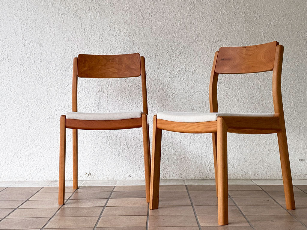 ヤクモ家具製作所 ビーグルチェア Beagle chair チェリー無垢材 ファブリッククッション グレー 堀達哉 HORI design 定価\41,250- 中古品 買い取りしました。