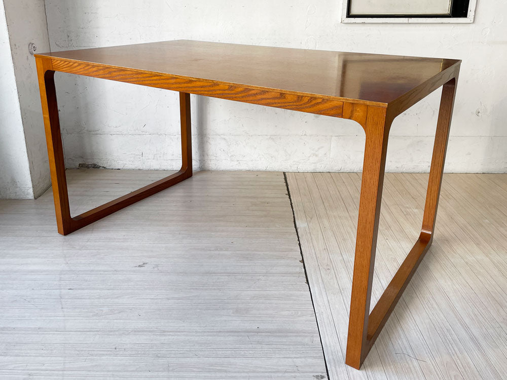 イデー IDEE マルー MALUH ダイニングテーブル アッシュ材 ブラウン W130cm 定価:\121,000- 中古品 買い取りしました。