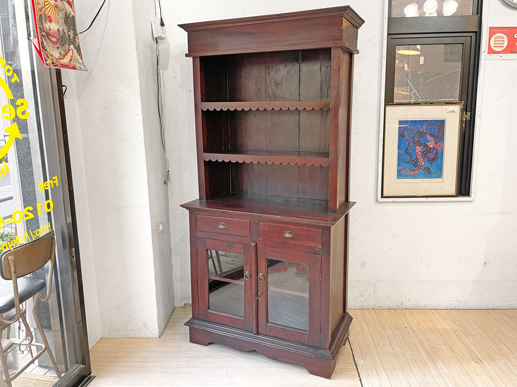 ビーカンパニー B-COMPANY マホガニー無垢材 カップボード 食器棚 アンティークスタイル 鍵付き 中古品 買い取りしました。