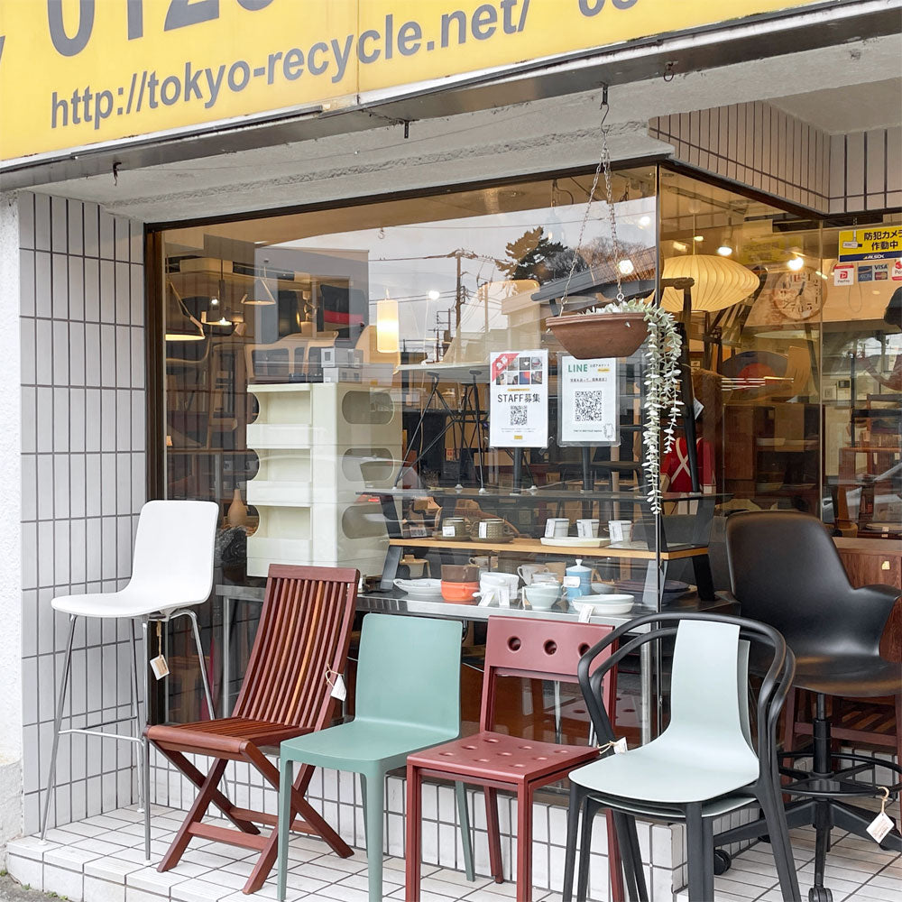 用賀店 今月の店内紹介　～小さな積み重ねの中に～