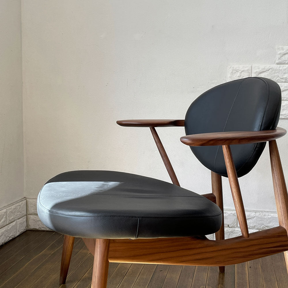 柏木工 KASHIWA ボススタイル BOSS STYLE イージーチェア ラウンジチェア Z013 レザー ウォルナット オイル仕上げ 定価：￥193,600- ～ 広々贅沢 ～