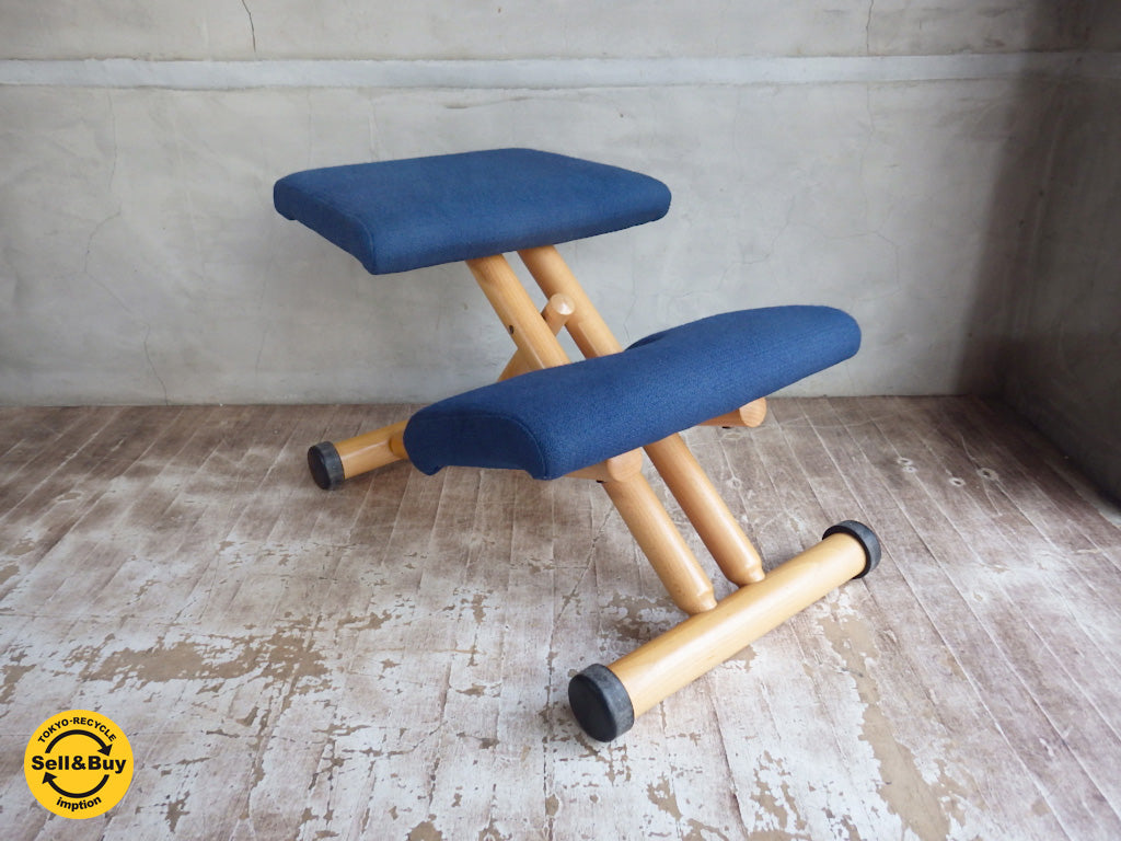 ストッケ STOKKE マルチバランス MULTI balans チェア 学習椅子 ジュニア アタッチメント付き  中古品 買い取りしました。学芸大学店 出張買取もお任せ下さい。