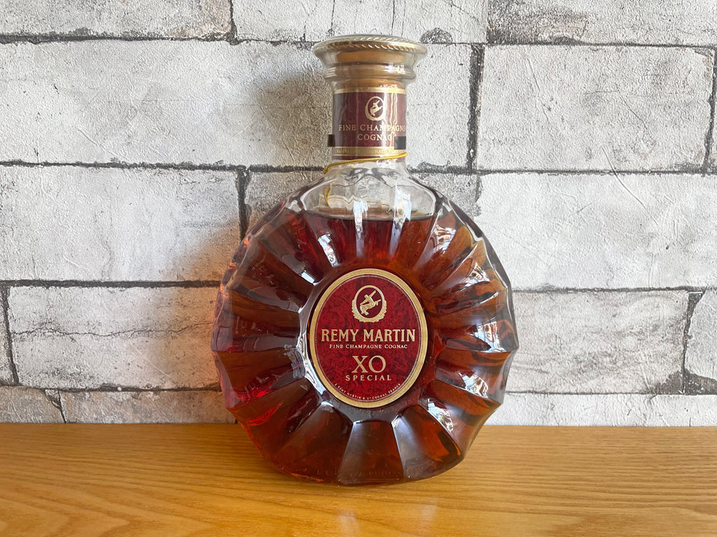 レミーマルタン REMY MARTIN XOスペシャル クリアボトル 1000ml ブランデー コニャック 40度 未開封   古酒、お酒を買取りしました。