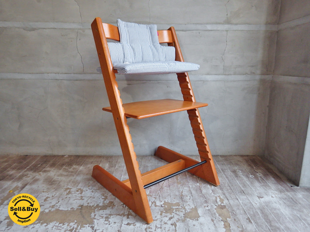 ストッケ STOKKE トリップトラップ TRIPP TRAPP 新型 チェア キッズ ベビーチェア チェリー クッション付き 中古品 買い取りしました。学芸大学店 出張買取もお任せ下さい。