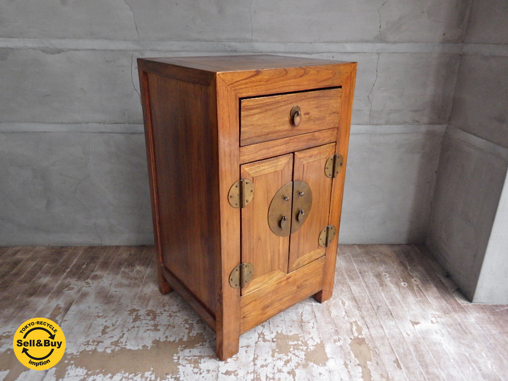アジアン家具 無垢材 花台 チェストキャビネット　中古品 買い取りしました。学芸大学店 出張買取もお任せ下さい。