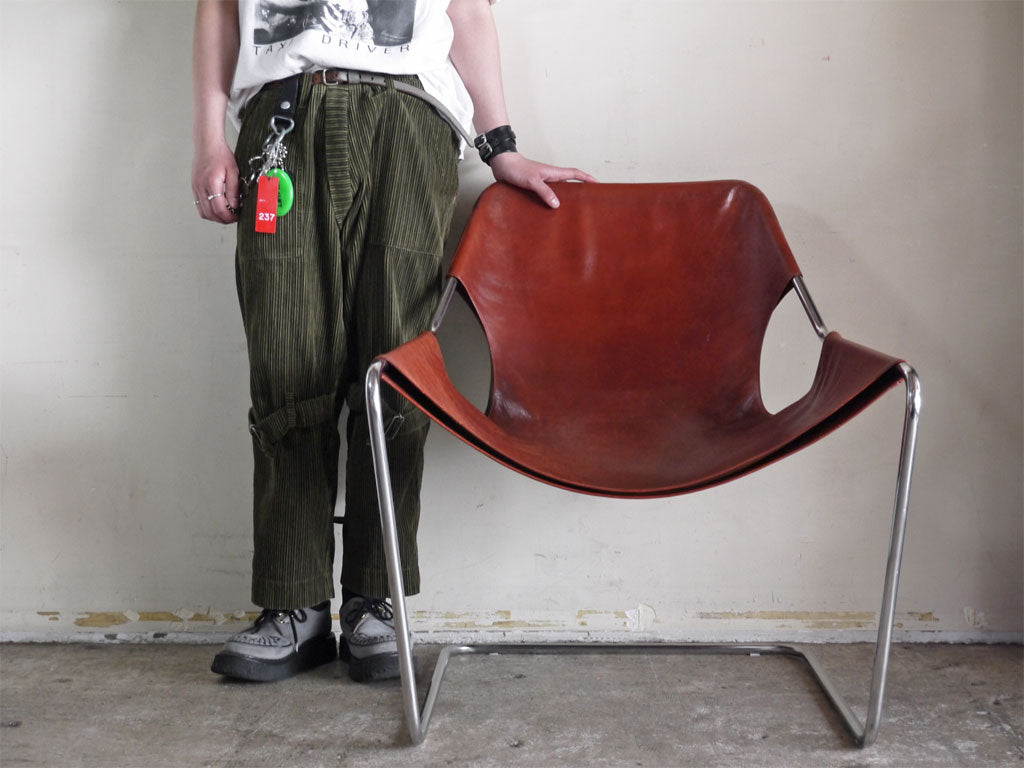 オブジェクト OBJEKTO パウリスターノ アームチェア Paulistano Arm Chair コニャックカラー パウロ・メンデス・ダ・ロシャ ～ミニマムで大胆な美しさ～