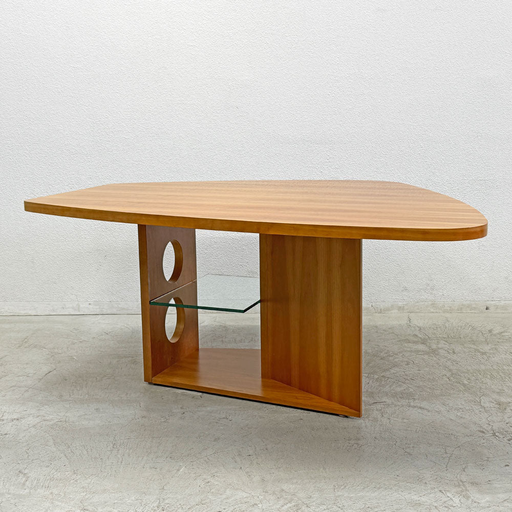 【登戸BASE EC店】テクタ TECTA M21 ダイニングテーブル チェリー材 バウハウス BAUHAUS アクタス ACTUS 取扱 旧モデル 現行定価￥772,200- 買取させていただきました。