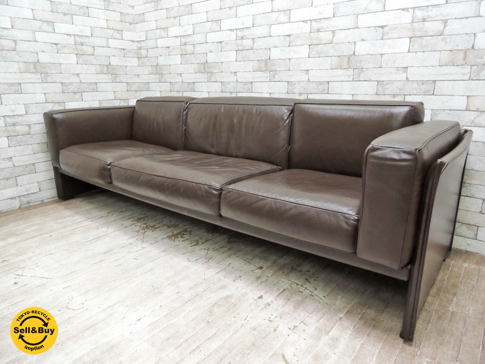 カッシーナ Cassina デュック 3人掛けソファ 405-3P DUC マリオ・ベリーニ Mario Bellini 本革 定価140万円以上h 中古品 買い取りしました。