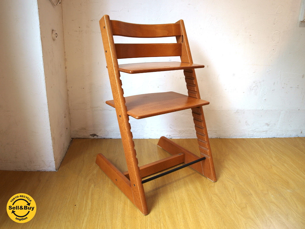 ストッケ STOKKE トリップトラップ 新型 チェリー ベビーチェア 取説付き 中古品 買い取りしました。