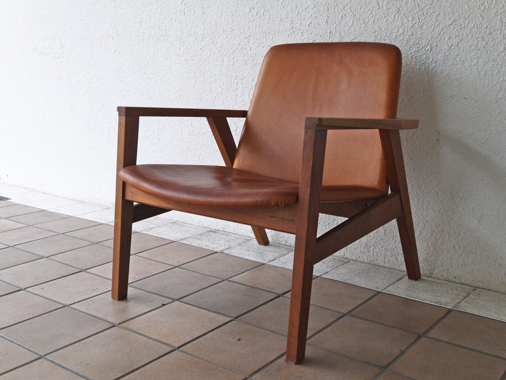 カーフ karf アン Ann ラウンジチェア Lounge chair 本革×ウォールナット無垢材 中古品 買い取りしました。