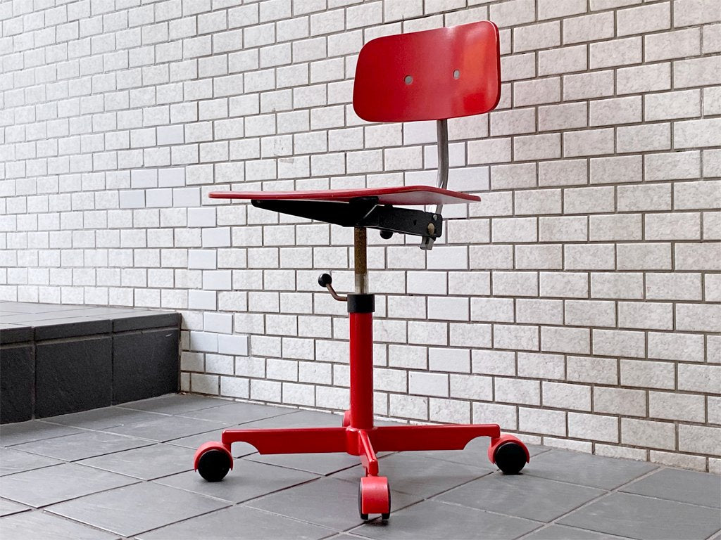 Kettel&Villadsen ケヴィチェア KEVI Chair 4本脚 レッド ヨルゲン・ラスムセン ビンテージ デスクチェア キャスターベース 北欧 デンマーク ～快適性とデザイン性～