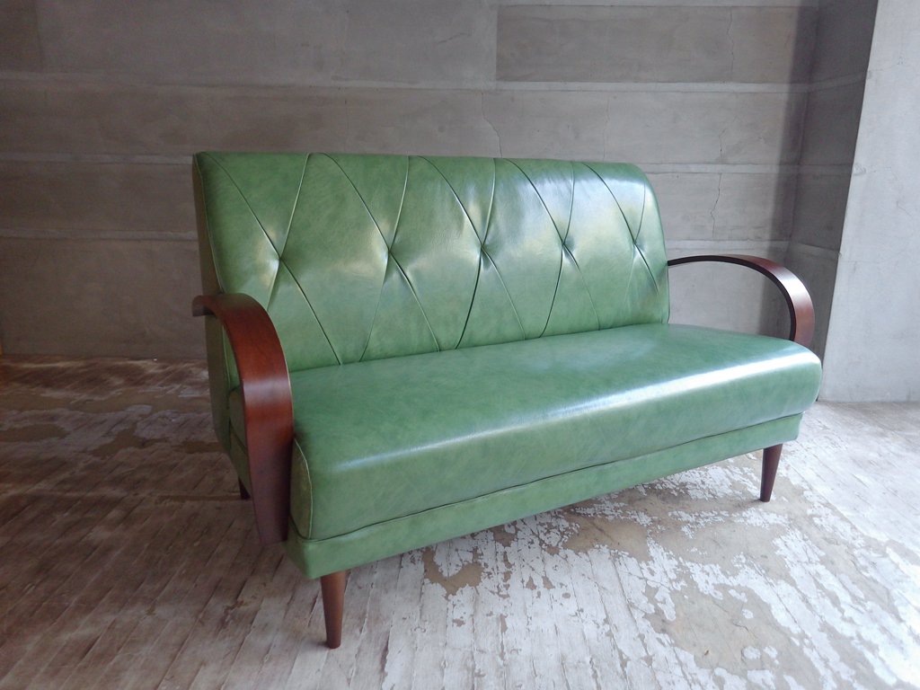 ビーカンパニー B-COMPANY ニューレザーシリーズ クールベ 2.5人掛け ソファ ライトグリーン  中古品 買い取りしました。