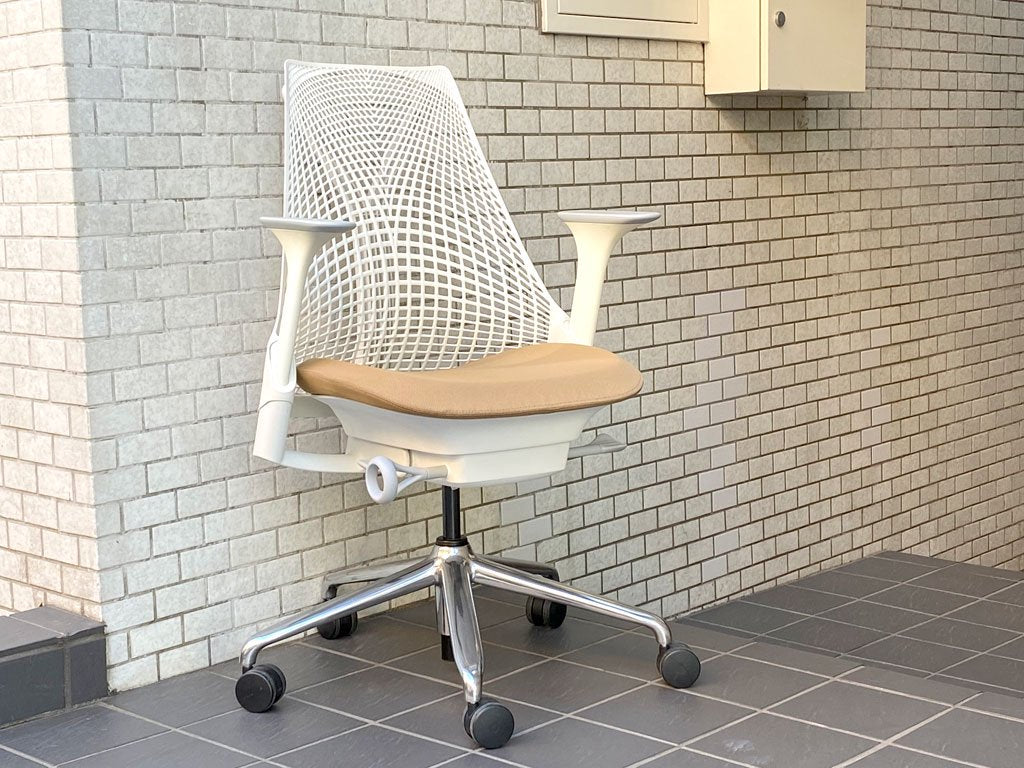 ハーマンミラー Herman Miller セイルチェア SAYL Chair デスクチェア イヴ・ベアール スタジオホワイト 定価￥112,200-  ～快適なデスクワークを実現する名作椅子～