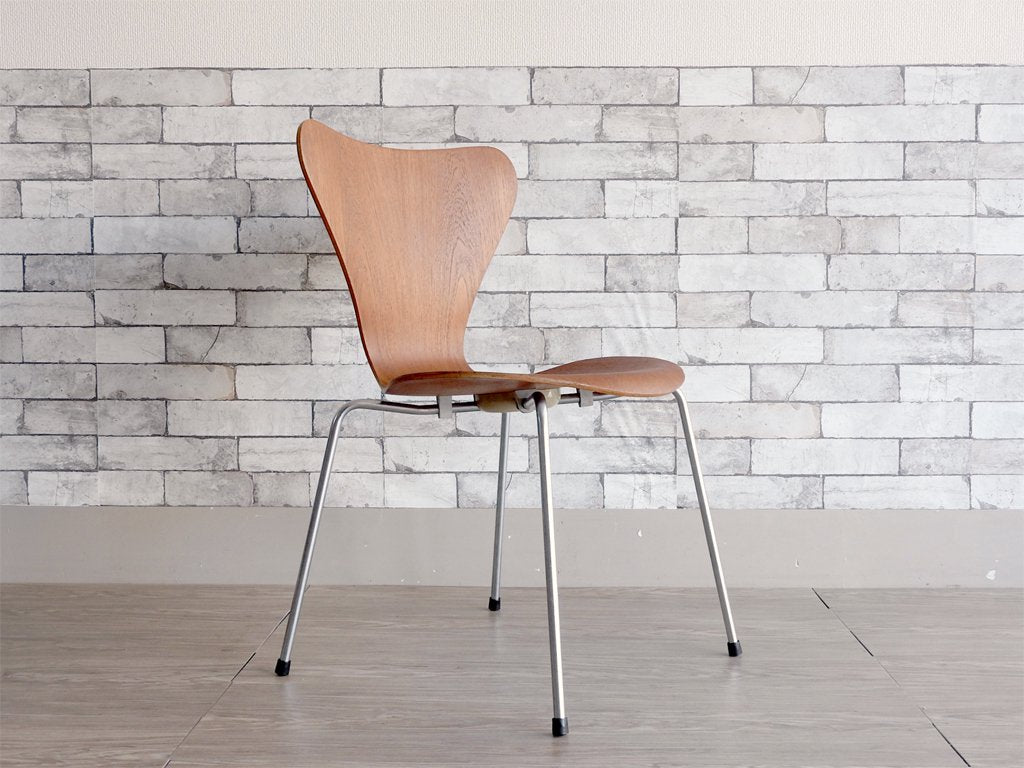 フリッツハンセン Fritz Hansen セブンチェア Seven Chair 1967年 ビンテージ 廃番 チークウッド アルネヤコブセン Arne Jacobsen 北欧モダン ダイニングチェア デンマーク製 ～ 20世紀のモダンデザインを代表する名作チェア！ ～