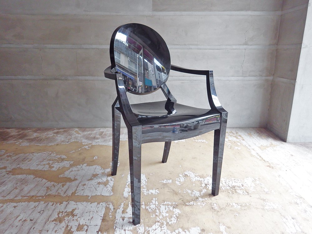 カルテル Kartell ルイゴースト Louis Ghost スタッキング アームチェア フィリップ・スタルク ブラック イタリア 中古品 買い取りしました。