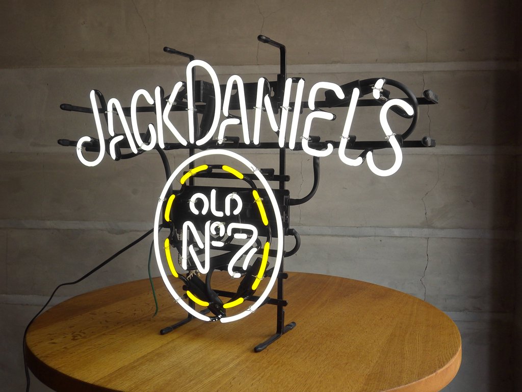 ジャックダニエル Jack Daniel's ネオンサイン ネオン管 電飾看板 アメリカン雑貨 中古品 買い取りしました。