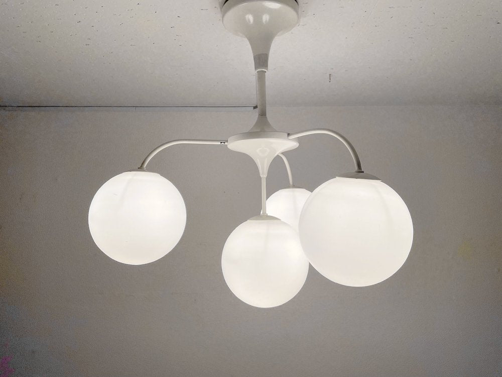 ヤマギワ yamagiwa ペンダントライト 4灯 ホワイト オパールガラス スペースエイジ 中古品  買い取りしました。