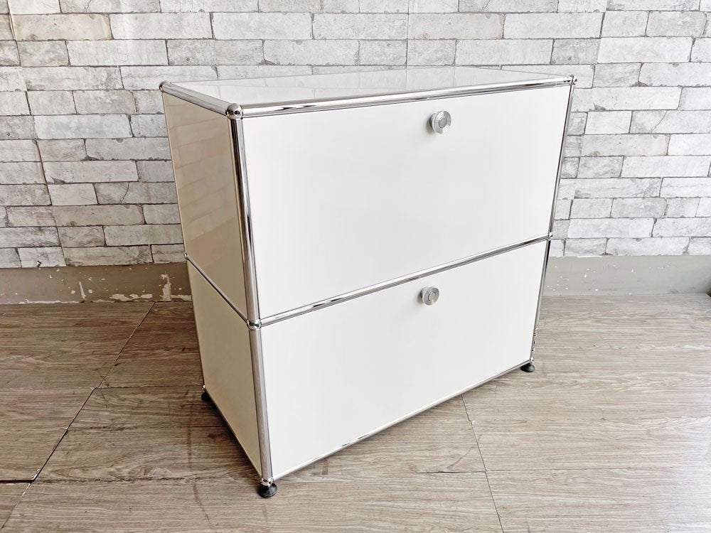 ユーエスエムハラー USM Haller モジュラーファニチャー ハラーシステム キャビネット 1列2段 ホワイト ドロップダウンドア ソフトオープン / クローズ 未使用品 箱付き 中古品 買い取りしました。