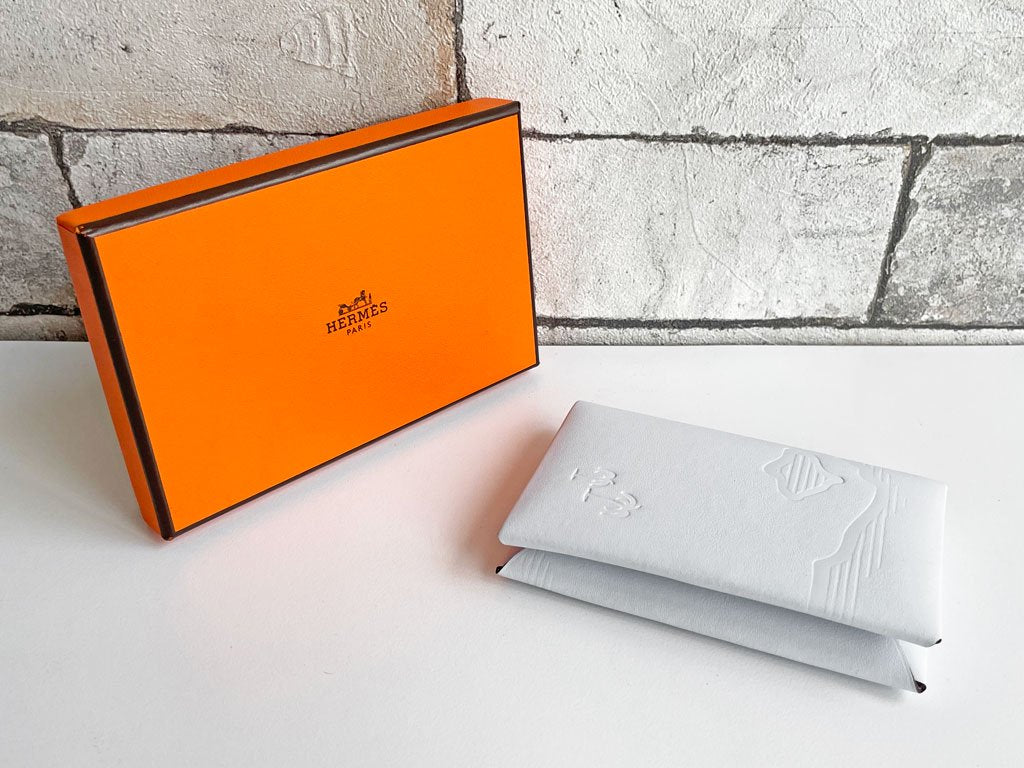 エルメス HERMES カルヴィ CALVI カードケース 名刺入れ ライトブルー フランス made in france 箱付き 美品中古品 買い取りしました。