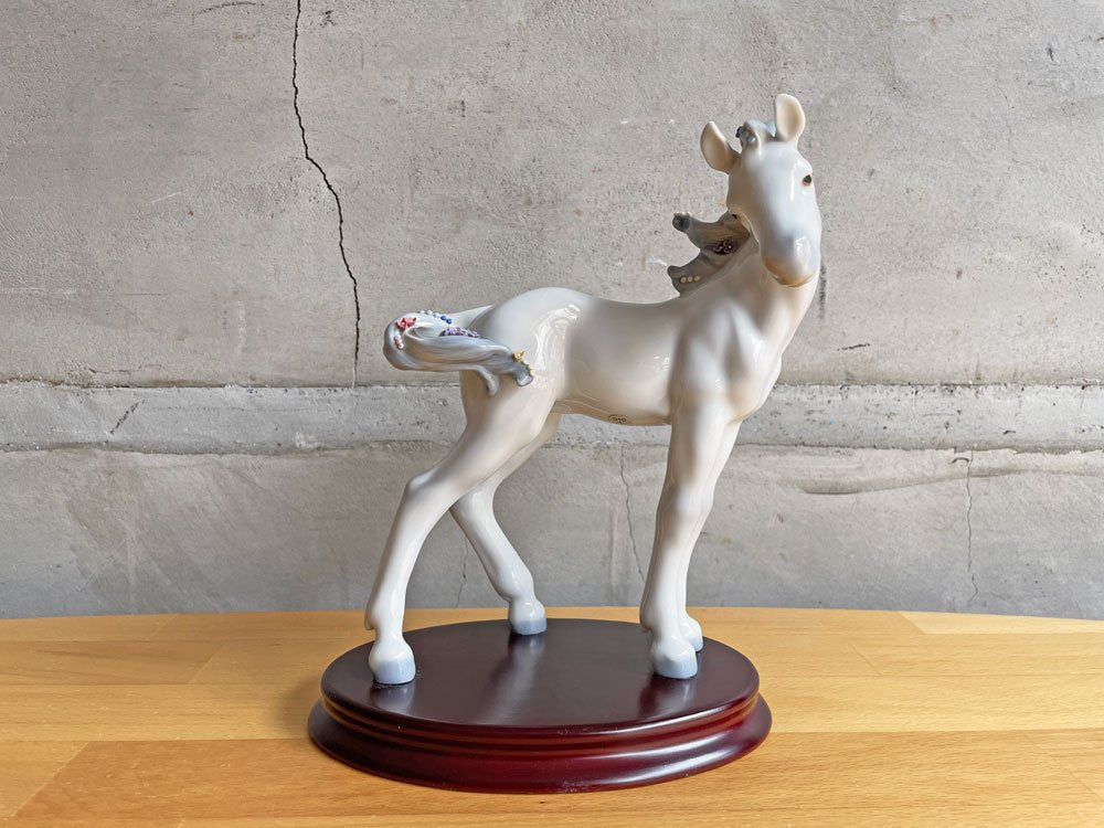 リヤドロ LLADRO 十二支コレクション The Horse 馬 干支 陶器 フィギュリン 台座 箱付き スペイン製 定価\71,500- ～涼やかな磁器の魅力～