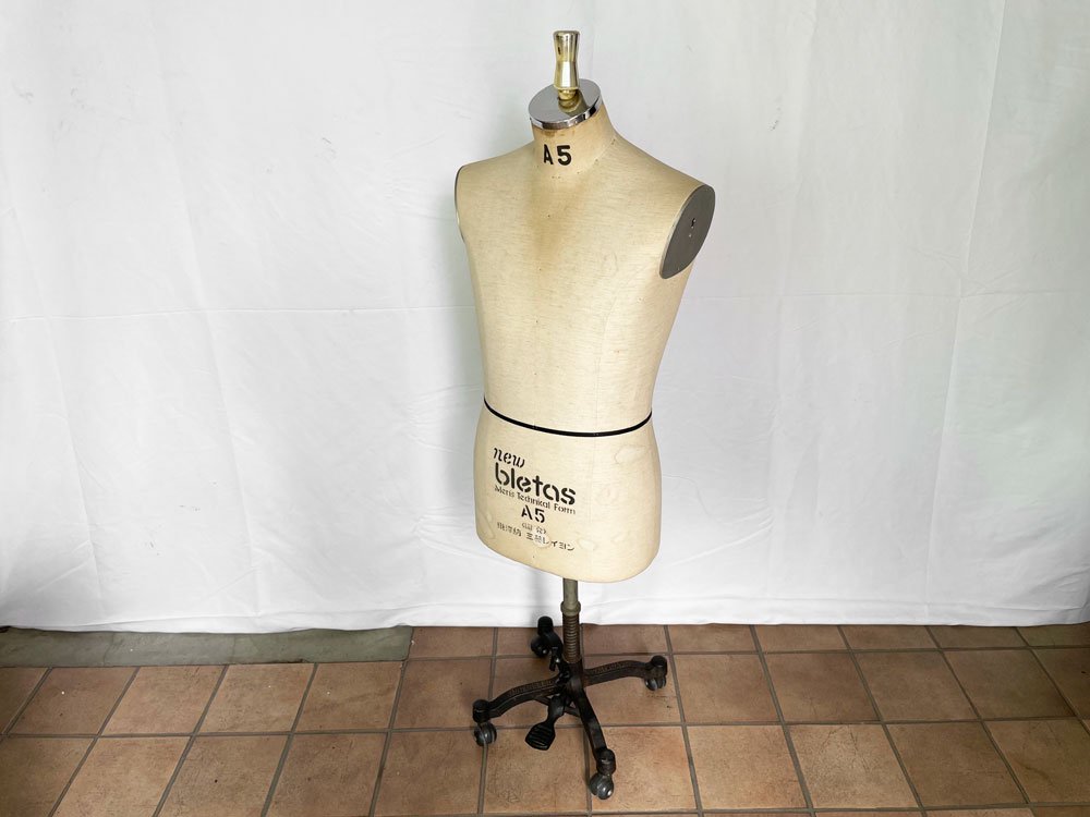 東京キイヤ Tokyo KIYA ニューブレタス New Bletas メンズ トルソー A5 K20ベース 洋裁 アパレル 店舗什器 中古品 買い取りしました。