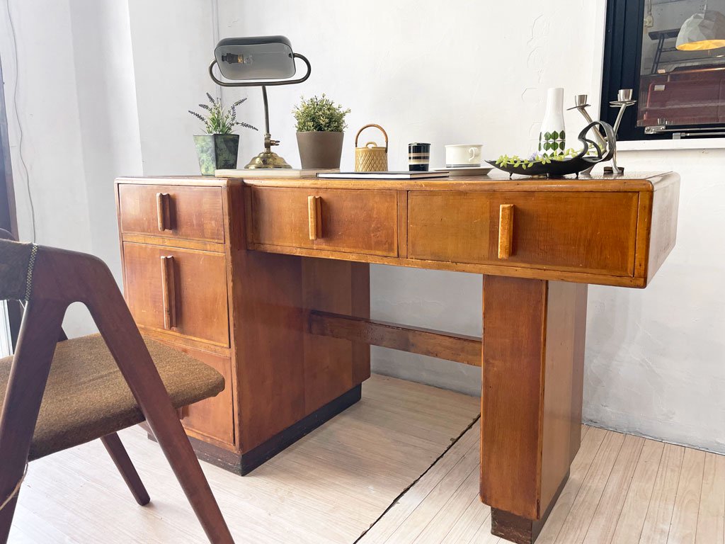 フランスビンテージ France Vintage 片袖デスク 事務机 木製 ドロワー 5杯 シャビーシック 店舗什器 H.P.DECO購入品 ～不思議な魅力の詰まったフランスビンテージ～