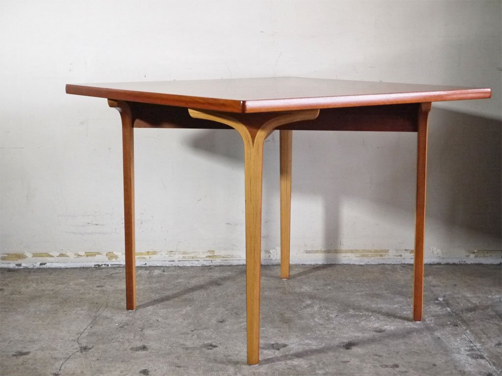 天童木工 Tendo ビンテージ チーク材 ダイニングテーブル スクエア W90cm 長大作 ジャニーズモダン 中古品 買い取りしました。