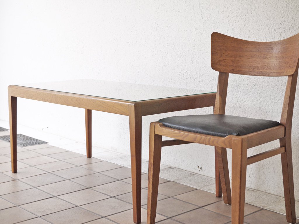 UKビンテージ UK Vintage チーク材 ガラストップ センターテーブル コーヒーテーブル 英国家具 ～ 木製テーブルの弱点をしっかりカバー「ガラストップテーブル」 ～