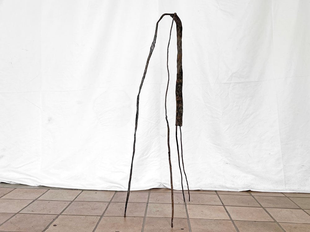 作者不明 3本脚のアイアンオブジェ アート 鍛造 鎚目 中古品 買い取りしました。