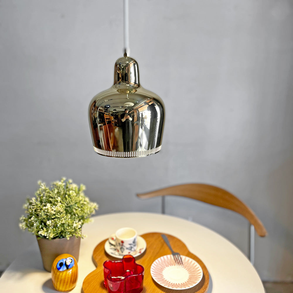 アルテック artek A330S ペンダントライト ゴールデンベル ブラス アルヴァ・アアルト Alvar Aalto 北欧照明 ～彫刻のような美しさ、柔らかな灯り、そして経年変化による味わいを楽しめる照明～