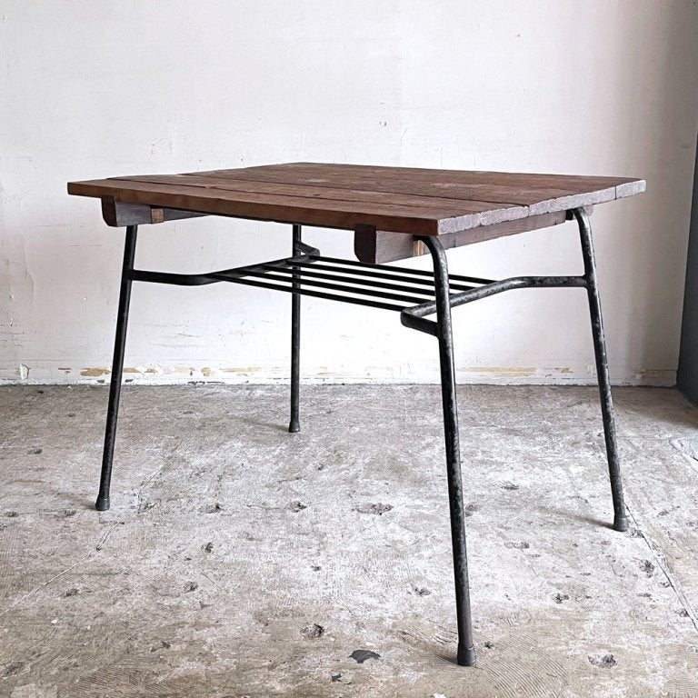 【自由が丘店】インダストリアルデザイン Industrial Design ダイニングテーブル ワークテーブル W92cm パイン古材 スチールフレーム 買取させていただきました。