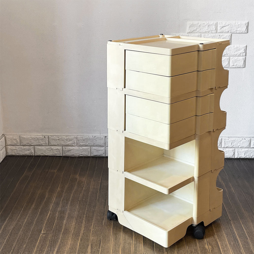 【経堂店】ビーライン B-LINE ボビーワゴン BOBY WAGON ホワイト 4段4トレー ジョエ・コロンボ Joe Colombo イタリア MoMA ミッドセンチュリー 現状品 買取させていただきました。