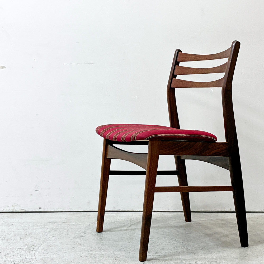 【祖師ヶ谷大蔵店】北欧ビンテージ Scandinabian Vintage チーク材 ダイニングチェア ラダーバック レッド系 ストライプ柄 北欧家具 買取させていただきました。