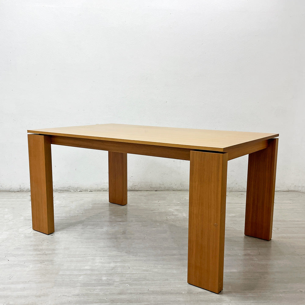 【祖師ヶ谷大蔵店】ポラダ porada ケビン KEVIN エクステンション ダイニングテーブル ウォールナット材 W150～236cm アクタス取扱 イタリア モダン 買取させていただきました。