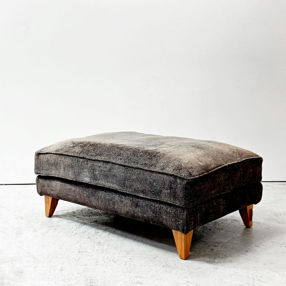 【祖師ヶ谷大蔵店】コンランショップ THE CONRAN SHOP エリプス ELLIPSE フットスツール オットマン カバーリング仕様 ナチュラルモダン 買取させていただきました。