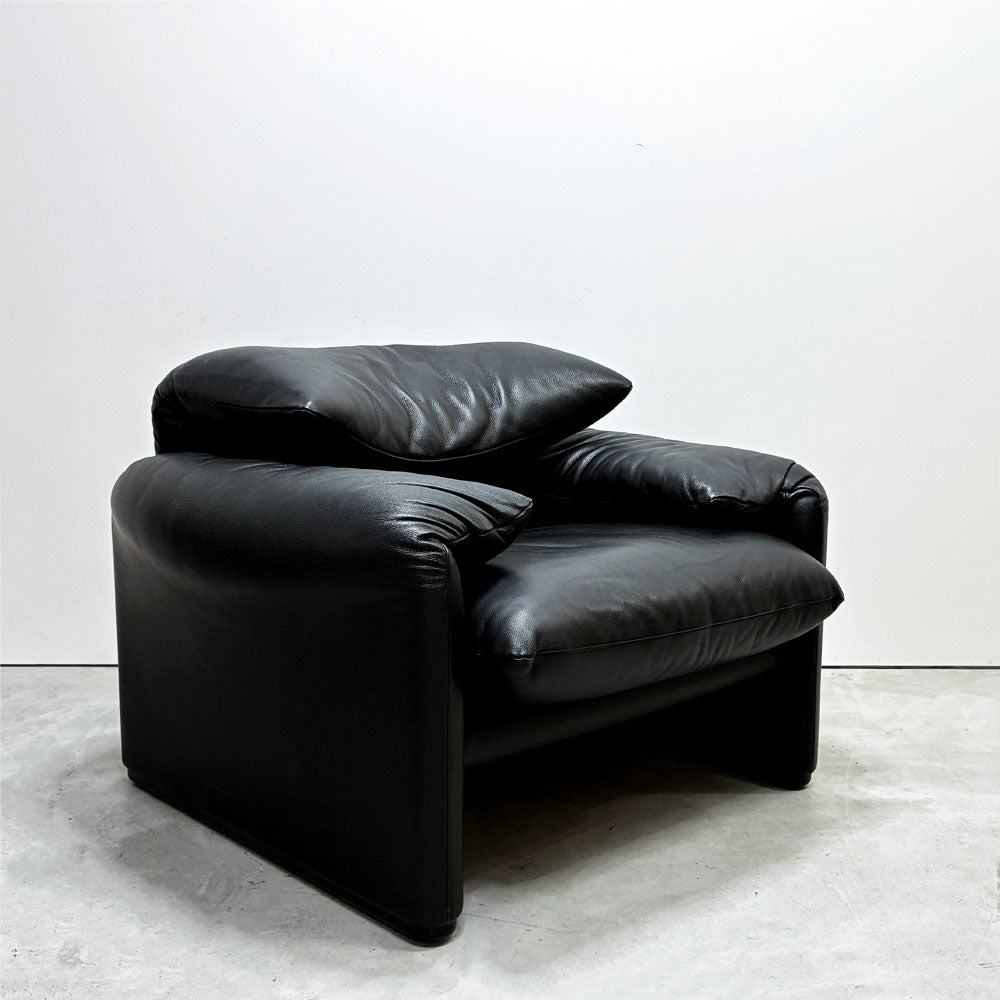 【祖師ヶ谷大蔵店】カッシーナイクスシー Cassina ixc マラルンガ MARALUNGA 675-1Pソファ 本革 ヴィコ・マジストレッティ 買取させていただきました。