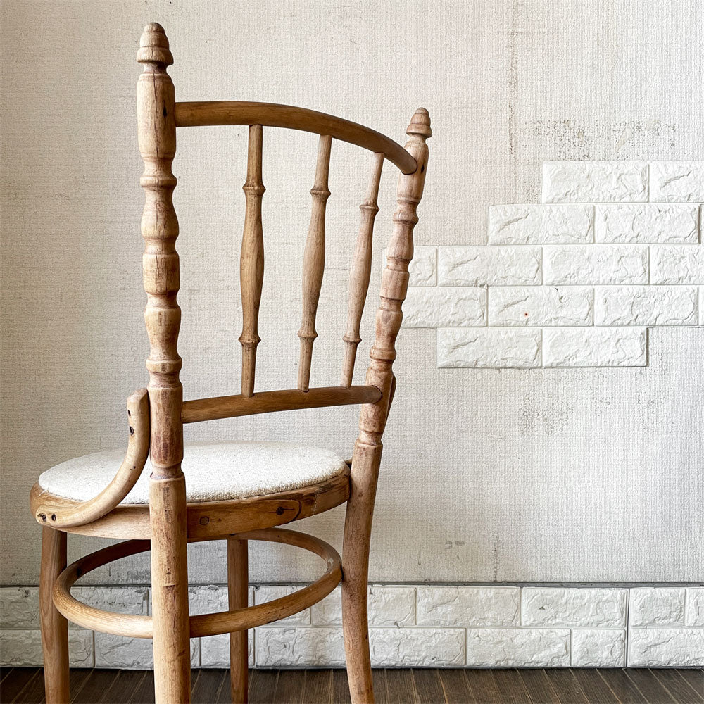 ヨーロピアンビンテージ European Vintage ベントウッドチェア ダイニングチェア スピンドルバック ファブリック座面 krank marcello購入品 ～ヨーロッパの風を感じる一脚～