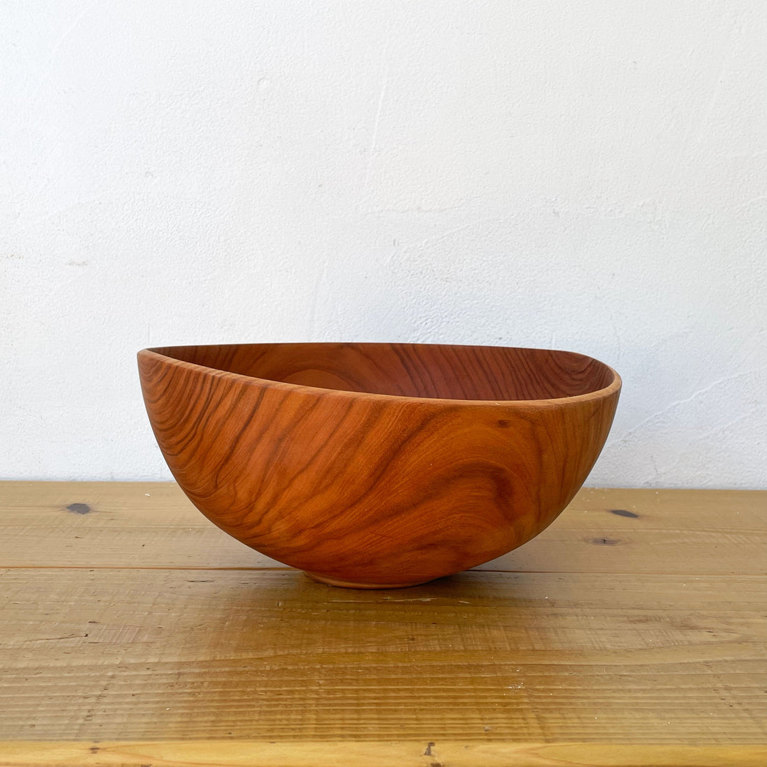 【下北沢店】須田二郎 木製の器 ボウル 24cm 無垢材 木工旋盤 ターニングウッド インテリア ボウル ベース オブジェ 買取させていただきました。