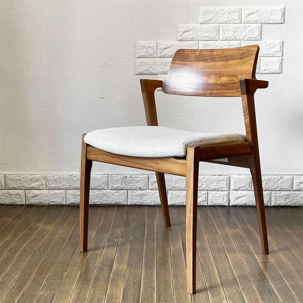 【経堂店】冨士ファニチア FUJI FURNITURE コティ Koti アームレスチェア ウォールナット材 カバーリング ハーフアーム 北欧スタイル 買取させていただきました。