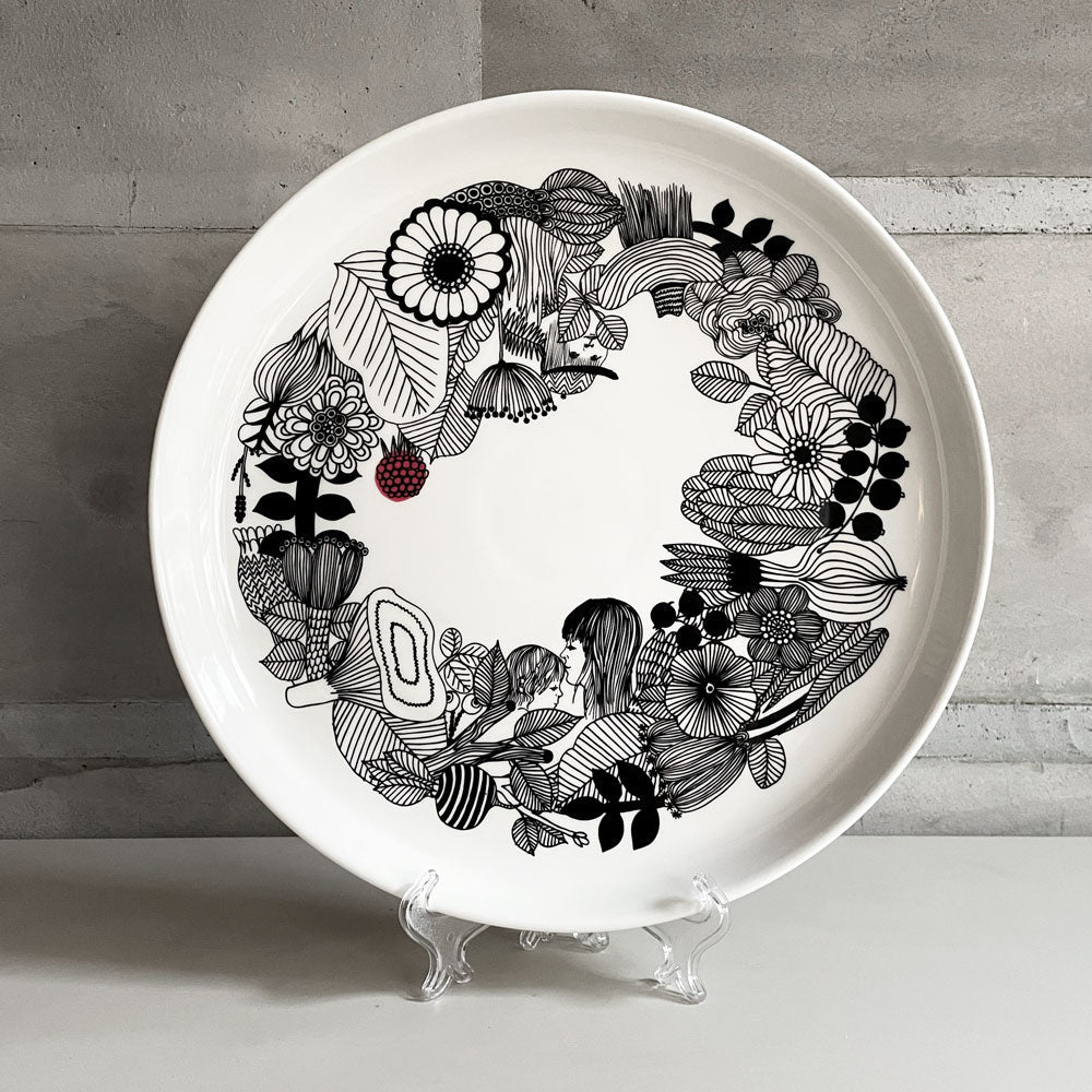 【学芸大学店】マリメッコ marimekko シイルトラプータルハ Siirtolapuutarha プラター 33cm マイヤ・ロウエカリ Maija Louekari 北欧食器 ♪ 買取させていただきました。