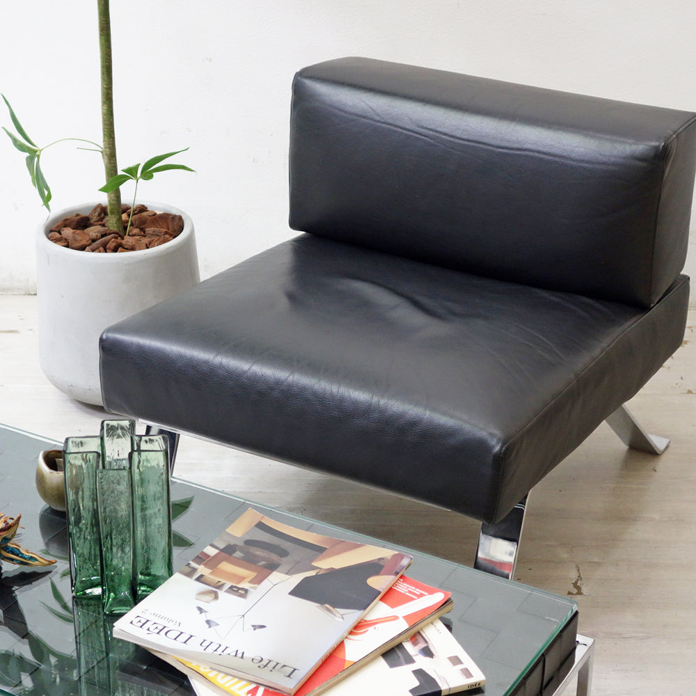 カッシーナ Cassina オンブラ OMBRA 512 ラウンジチェア レザー ブラック シャルロット・ペリアン Charlotte Perriand ～ 琴線に触れる美