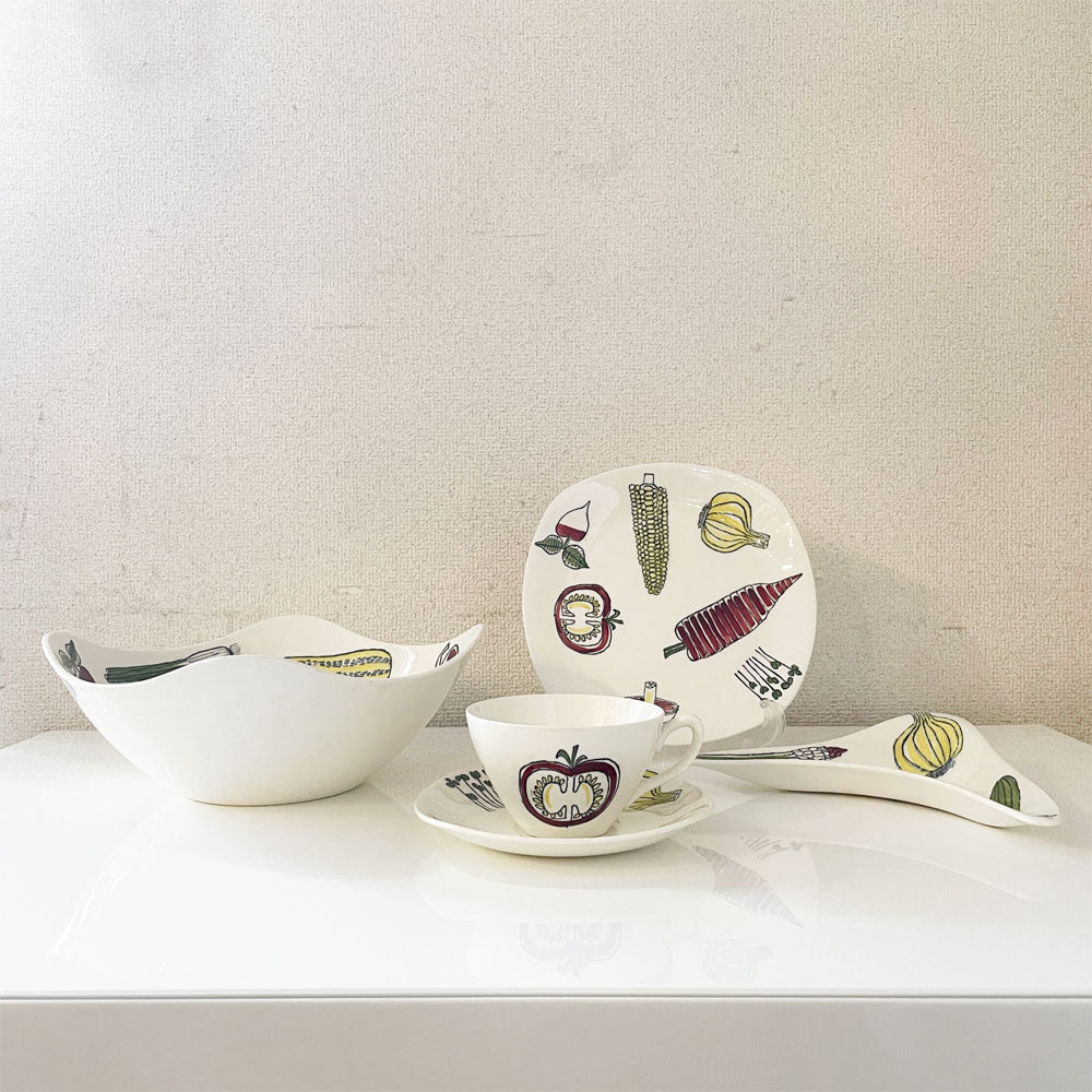 【経堂店】ミッドウィンター Midwinter サラダウェア SALAD WARE 19cmプレート & サービングボウル & ブーメラントレイ & カップ&ソーサー テレンス・コンラン UKビンテージ 計4点 買取させていただきました。