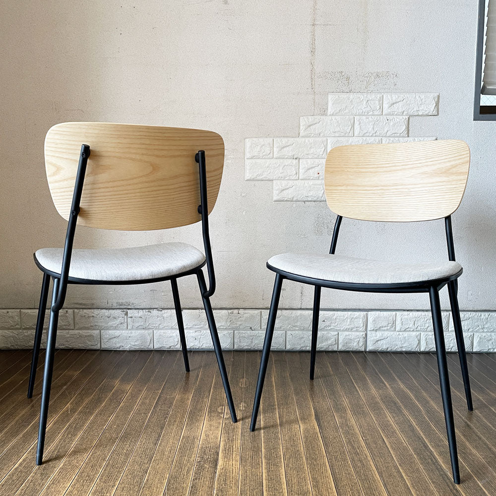 【経堂店】かなでもの KANADEMONO Homy - Retro ダイニングチェア アッシュ材 ファブリックシート スチール脚 ナチュラルモダン 定価￥24,800- 買取させていただきました。