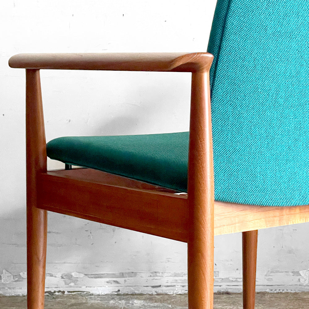 フランス＆サン France＆Son No.209 ディプロマットチェア Diplomat Chair ラウンジチェア チーク材 フィンユール Finn Juhl デンマーク 北欧ビンテージ ～家具の彫刻家が表現する居心地が良いデザイン～