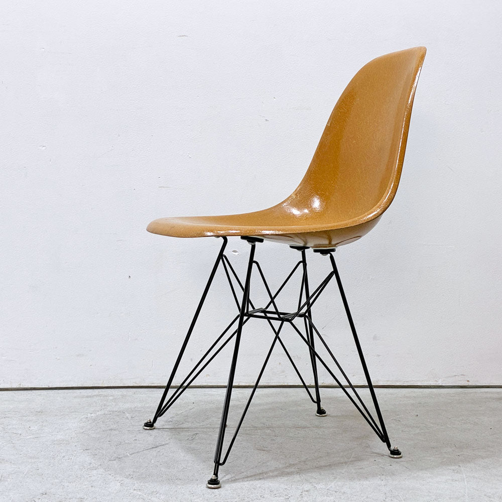 【祖師ヶ谷大蔵店】ハーマンミラー Herman Miller サイドシェルチェア セカンド 2nd FRP オークルダーク エッフェルベース C&R イームズ ビンテージ ミッドセンチュリー 買取させていただきました。