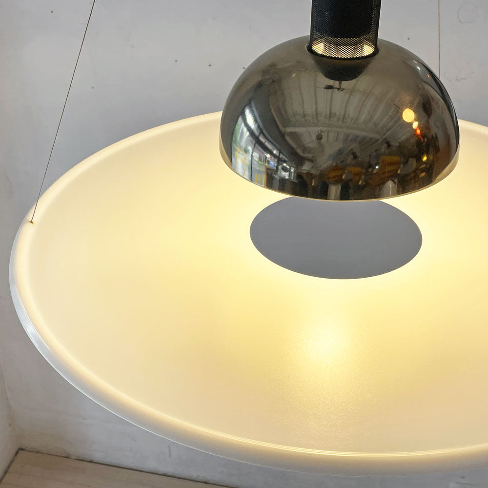 【下北沢店】フロス FLOS フリスビー Frisbi ペンダントライト アッキーレ・カスティリオーニ Achille Castiglioni イタリア モダン 定価￥￥82,500- 買取させていただきました。